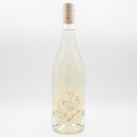 This is a sharing bottle of Amie Wine - Sauvignon Blanc - 11.5% (750ml). It is a White Wine craft wine available to buy from Ghost Whale, voted London's best craft beer shop.