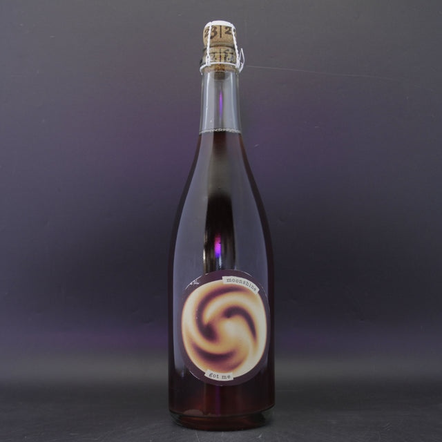 This is a sharing bottle of 3 Fonteinen / De Mederie - Moonshine Got Me - 11.2% (750ml). It is a  craft mead available to buy from Ghost Whale, voted London's best craft beer shop.