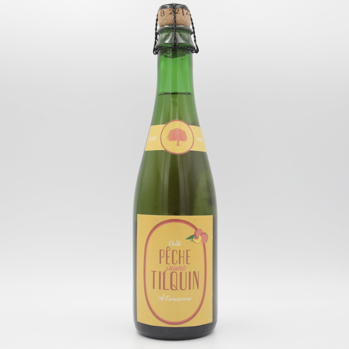This is a bottle of Tilquin - Oude Pêche Jaune Tilquin à l'Ancienne (2022-2023) - 6% (375ml). It is a Lambic craft beer available to buy from Ghost Whale, voted London's best craft beer shop.