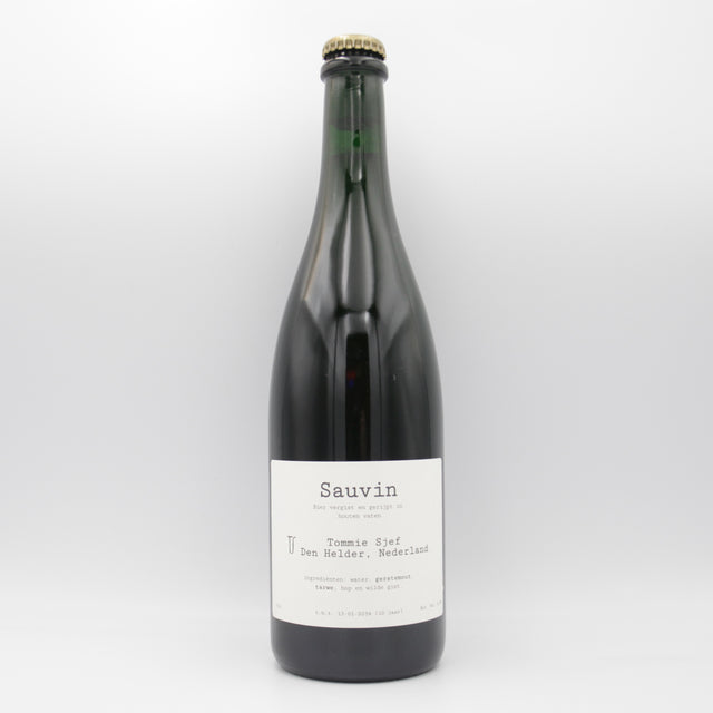 This is a sharing bottle of Tommie Sjef - Sauvin - 6.9% (750ml). It is a Lambic craft beer available to buy from Ghost Whale, voted London's best craft beer shop.