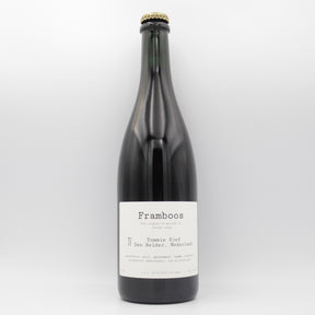 This is a sharing bottle of Tommie Sjef - Framboos (2025) - 7.1% (750ml). It is a Wild Ale craft beer available to buy from Ghost Whale, voted London's best craft beer shop.
